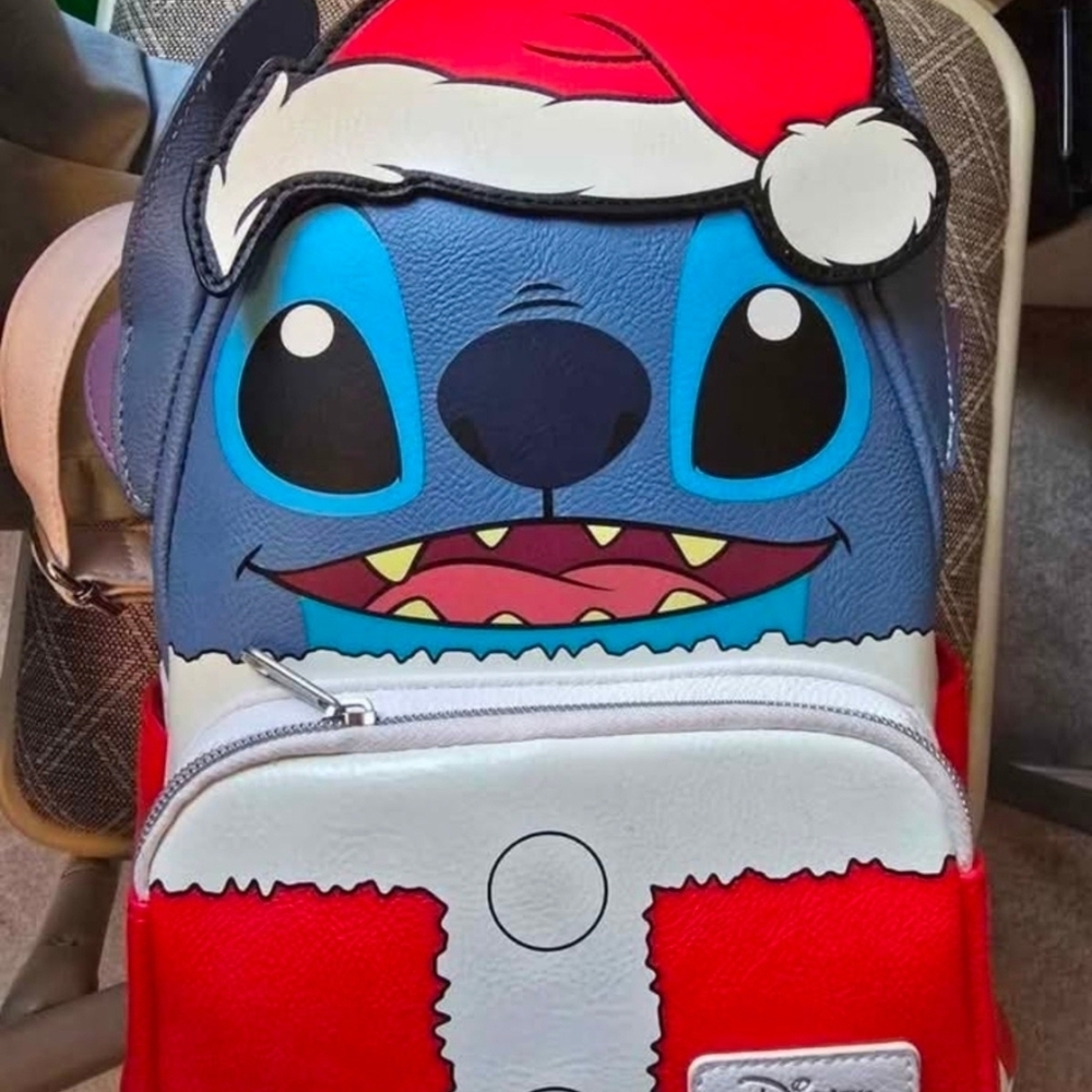 LOUNGEFLY DISNEY SANTA STITCH BACKPACK BRAND NEW TAGS FELL OFF